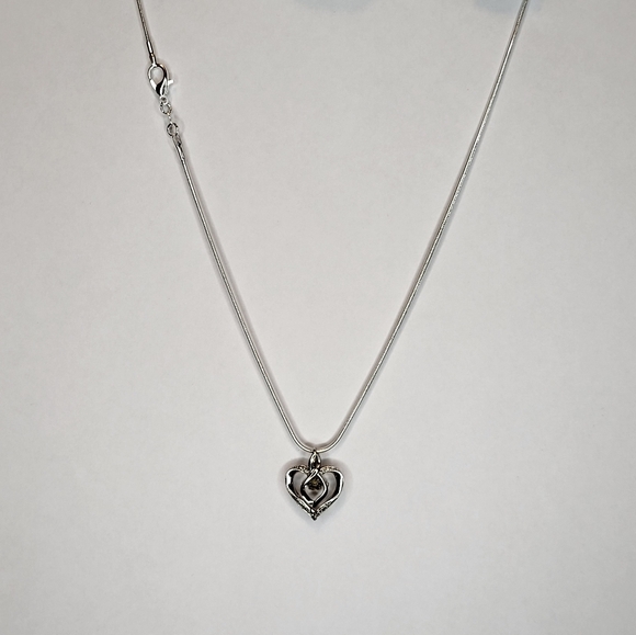 Silver Amber Heart Necklace - Picture 4 of 8